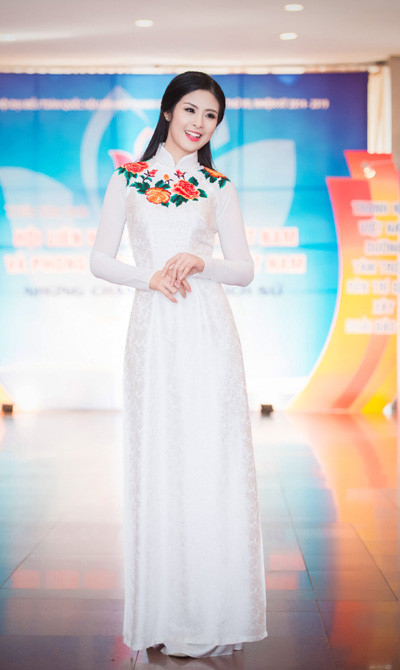 hoa hau ngoc han dep nhat khi mac ao dai - 7