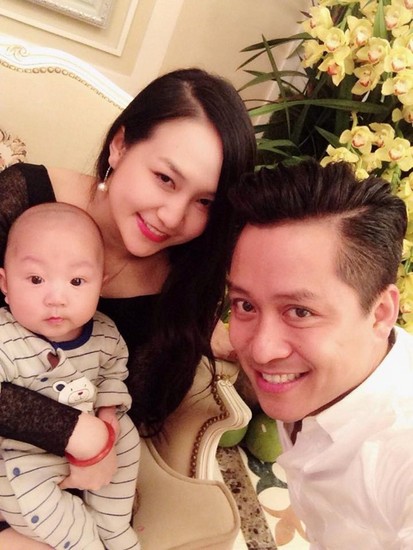 Hương Baby (tên thật là Trần Thu Hương), cô kết hôn với ca sĩ Tuấn Hưng vào đầu tháng 4/2014. Hiện cả hai đã có một cậu con trai rất kháu khỉnh.