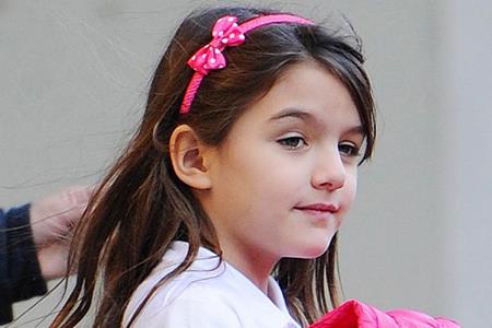 Bé Suri Cruise đã may mắn thừa hưởng được toàn bộ nét khả ái, xinh xắn…