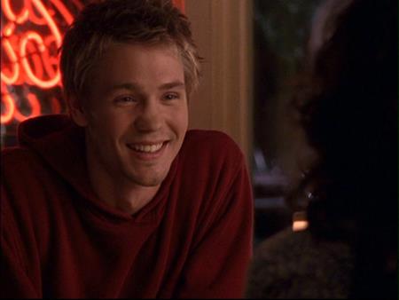 Chad Michael Murray trông “búng ra sữa” như thế này khi tham gia bộ phim “One tree hill”…