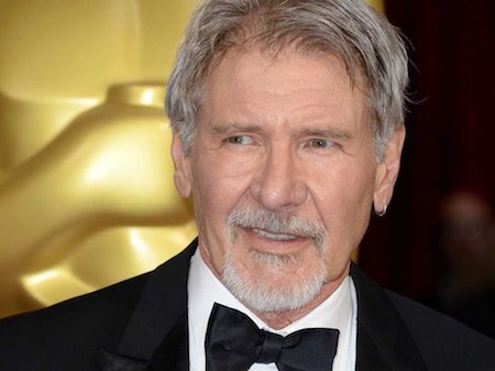 Ngay sau vai diễn đầu tay của mình, Harrison Ford đã khiến các nhà sản xuất thất vọng nặng nề và nam diễn viên này thậm chí đã bị nhận xét rằng sẽ không bao giờ thành công được trong ngành giải trí. Tuy nhiên, Harrison Ford giờ đây đã là một trong những sao nam nổi tiếng nhất tại Hollywood với hàng loạt tác phẩm đình đám như “Star wars” hay “Indiana Jones”.