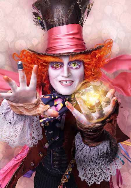 Bộ phim “Alice through the looking glass” gặp thất bại về mặt doanh thu