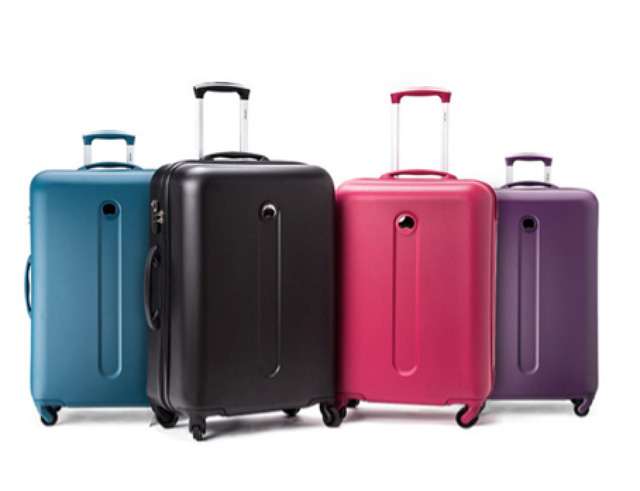 Global Bags & Luggage rộn ràng khuyến mãi đón Giáng sinh