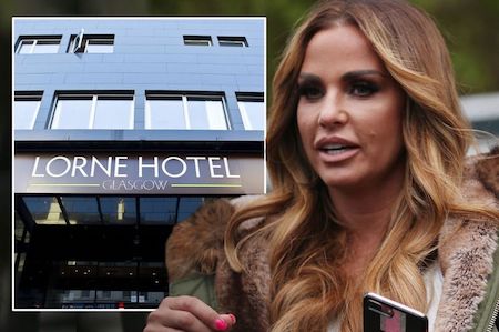 Katie Price quyết đâm đơn kiện khách sạn ở Glasgow