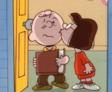 Bộ phim hoạt hình “Happy new year, Charlie Brown!” cũng chứa đựng một khoảnh khắc thân mật vô cùng đáng yêu giữa hai nhân vật Charlie và Marcy