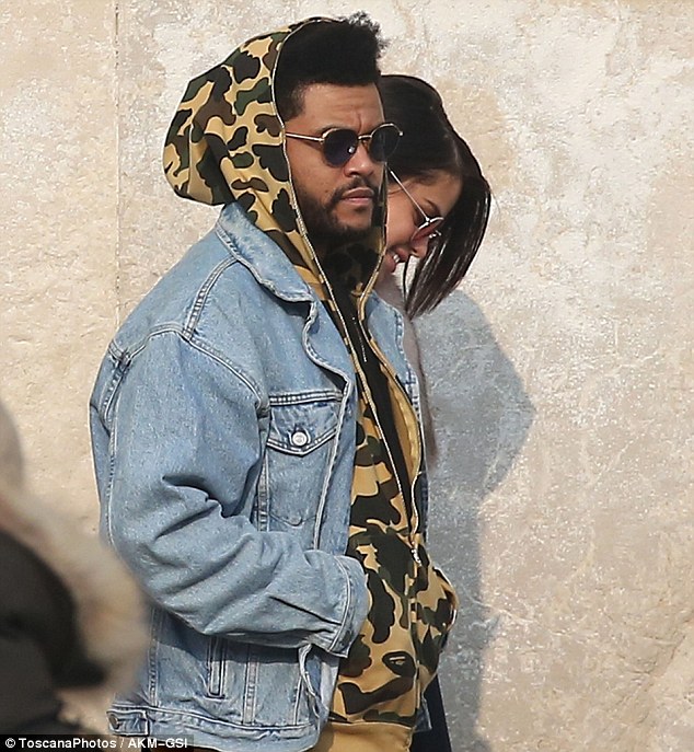 The Weeknd từng hẹn hò với Bella Hadid - bạn thân cũ của Selena