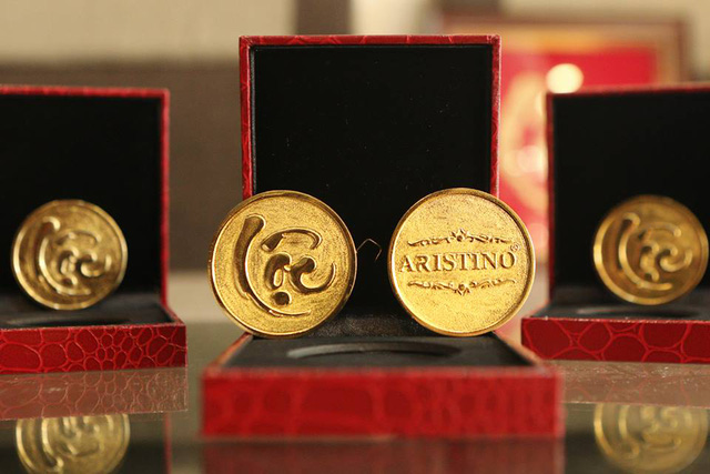 ARISTINO – Nhãn hàng thời trang đầu tiên tặng Vàng ngày Thần tài