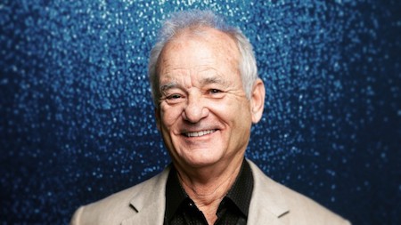 Đạo diễn Pete Docter từng rất muốn nam diễn viên hài Bill Murray góp giọng trong bộ phim “Monster, Inc.” của mình nhưng khi ông gọi điện cho Bill Murray để ngỏ lời, nam tài tử thậm chí còn không buồn nghe máy. Cuối cùng, Pete Docter đành tìm đến John Goodman để lồng tiếng cho nhân vật Sulley trong phim. Trước đó, Bill Murray cũng đã phũ phàng từ chối việc lồng tiếng cho nhân vật Buzz Lightyear trong “Toy story”.