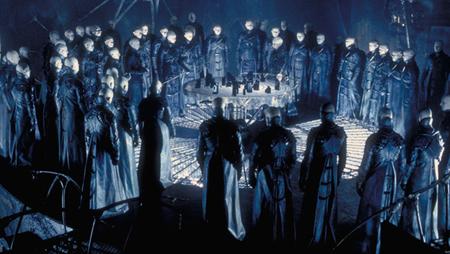 Đây là hình dung của các nhà làm phim về người ngoài hành tinh trong bộ phim “Dark city” (1998)