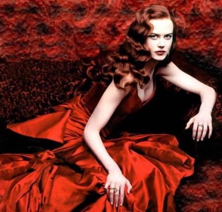 Chiếc váy đỏ tuyệt đẹp của Nicole Kidman trong bộ phim “Moulin Rouge!” đến giờ vẫn còn khiến các fan hâm mộ phải thổn thức khôn nguôi